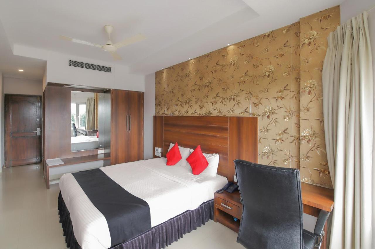 Fabhotel Dawn Mysore Eksteriør billede
